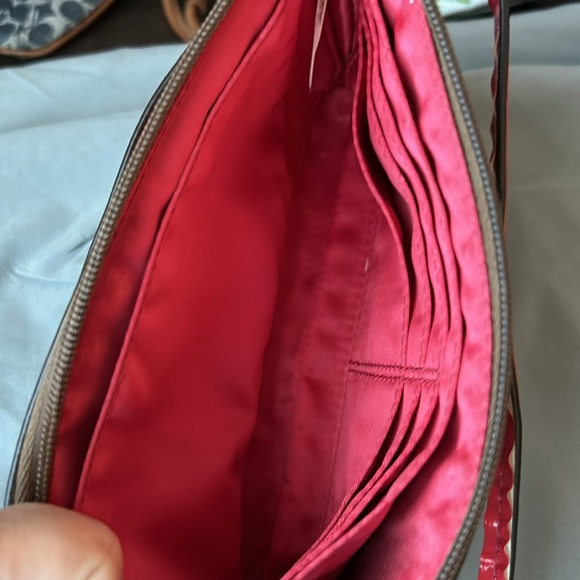 Coach Wristlet 🌺 - Picture 3 of 10